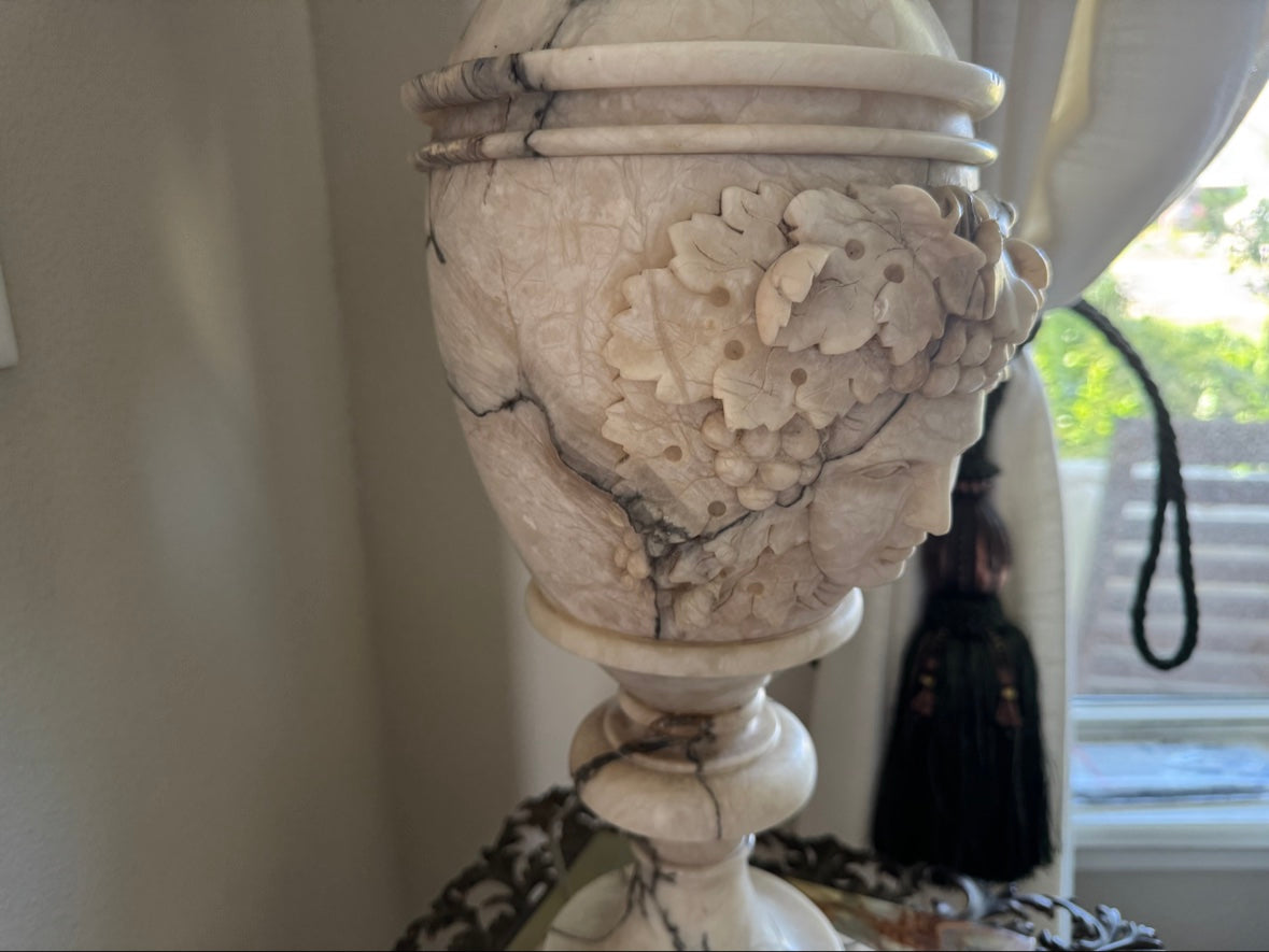 The Alabaster Lamp — photo 4